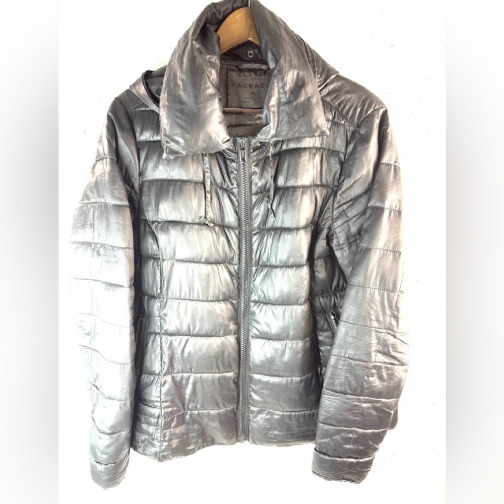a.n.a XL Jet Black Hoodie Packable Puffer Jacket